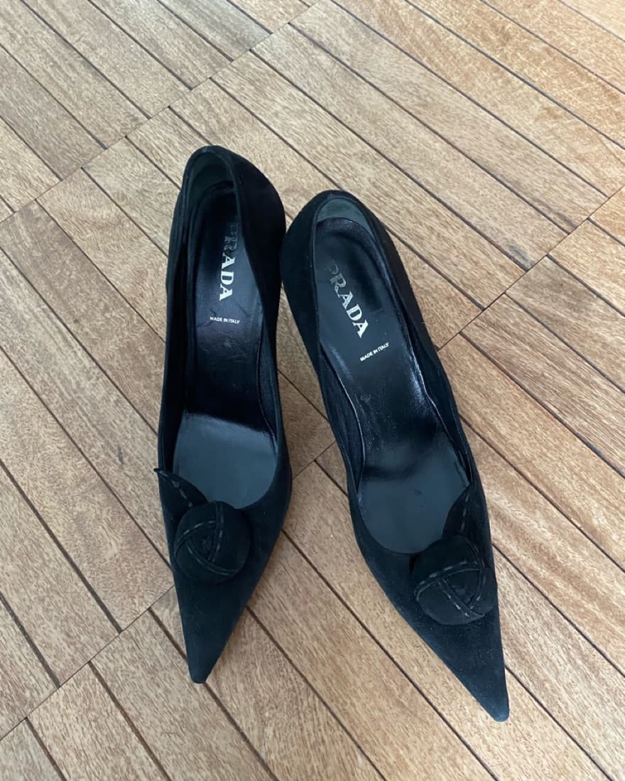 Gorgeous Prada Rosebud Heels - Image 2