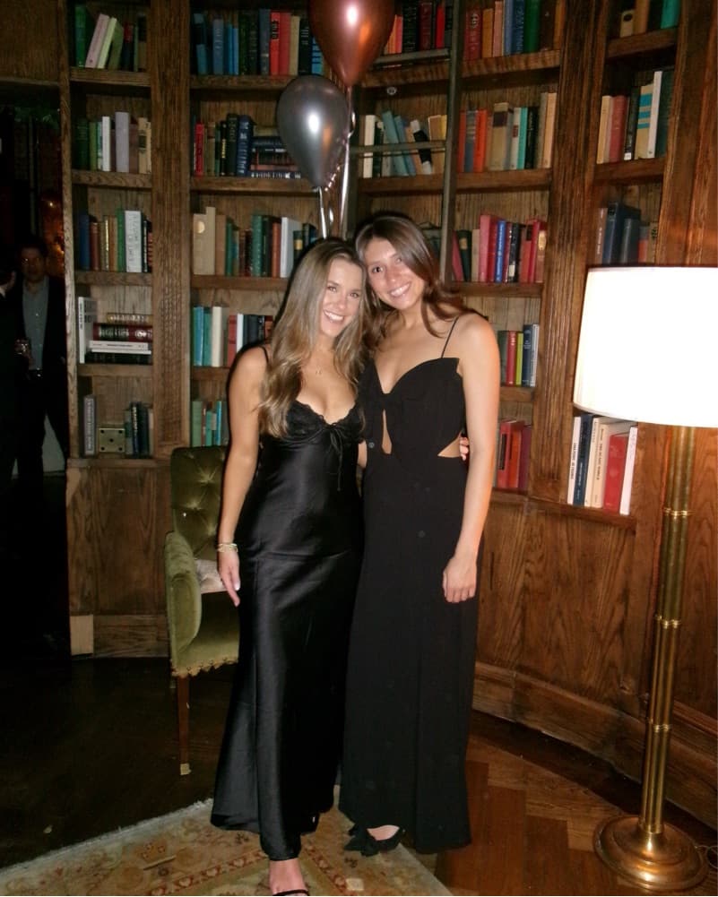 Elegant Black Formal Gowns - Image 3
