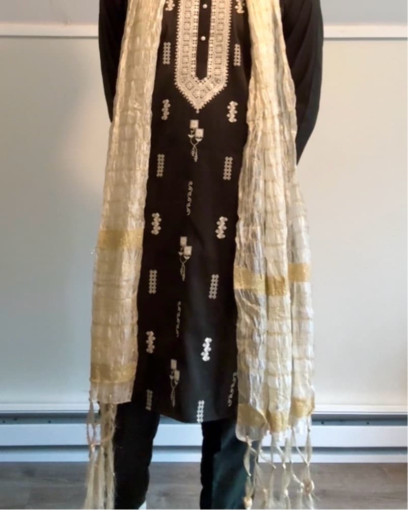 Formal Kurta Set From Vintage India - Image 4