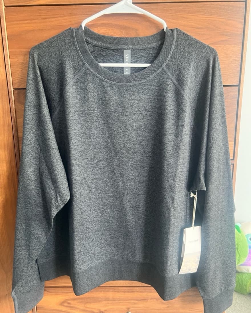 Vuori Dream Knit - Image 6