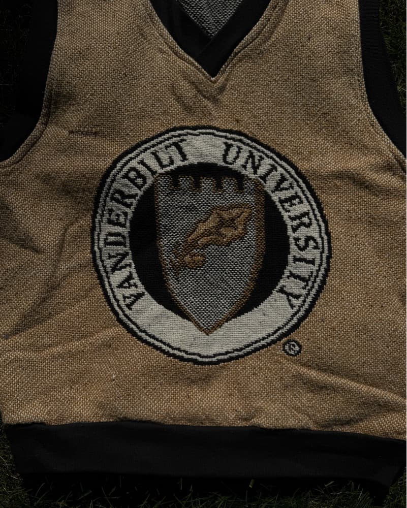Vandy Vintage Sweater Vest - Image 2