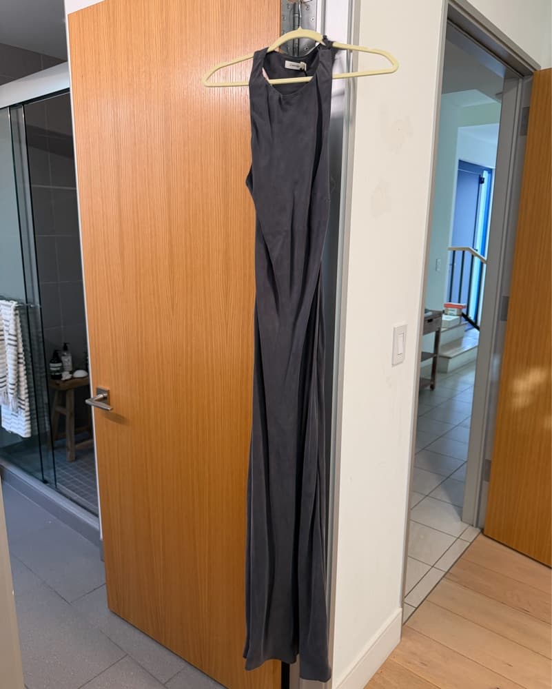 Sleek Grey Dress - Image 1
