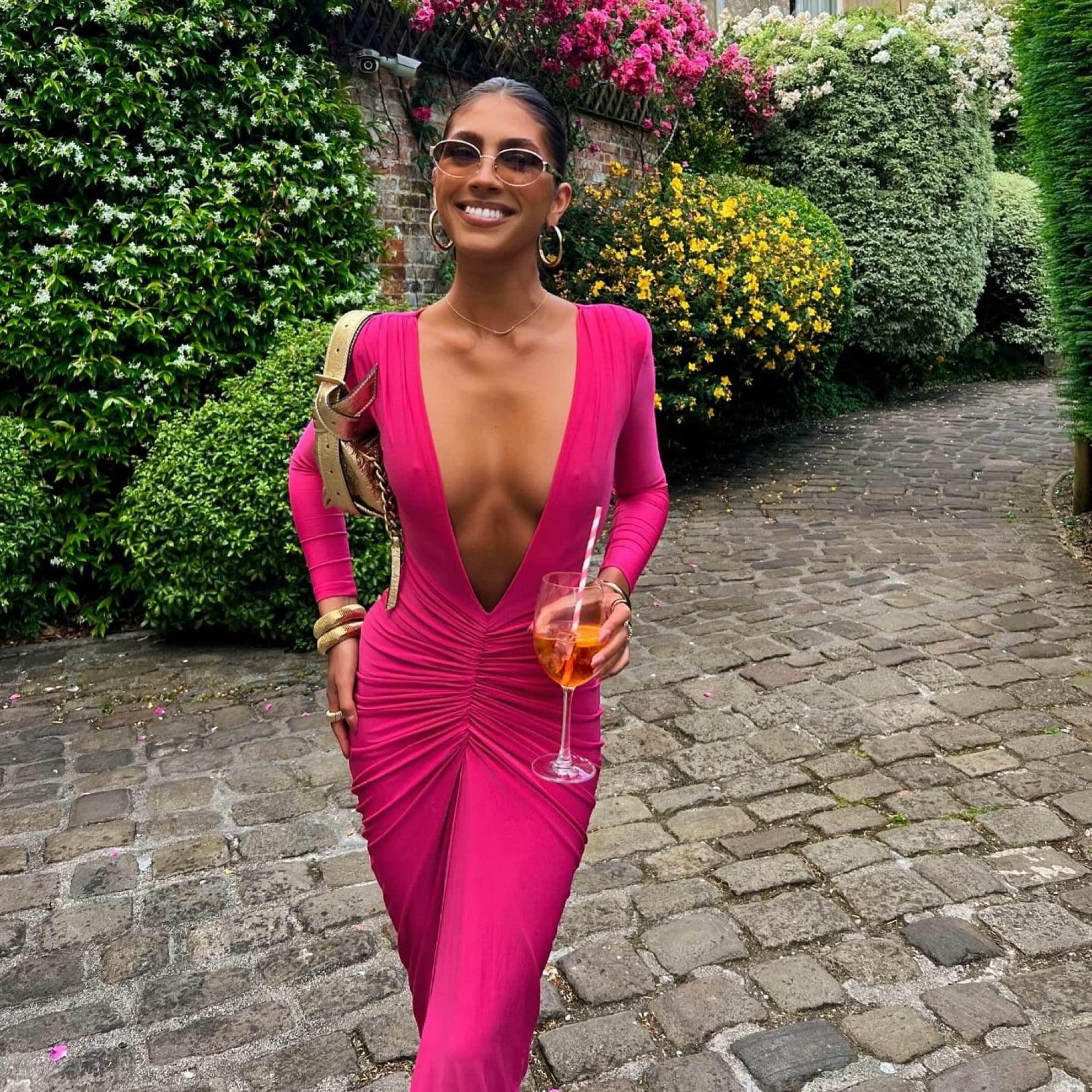 Resersable Magenta Gown - Image 5