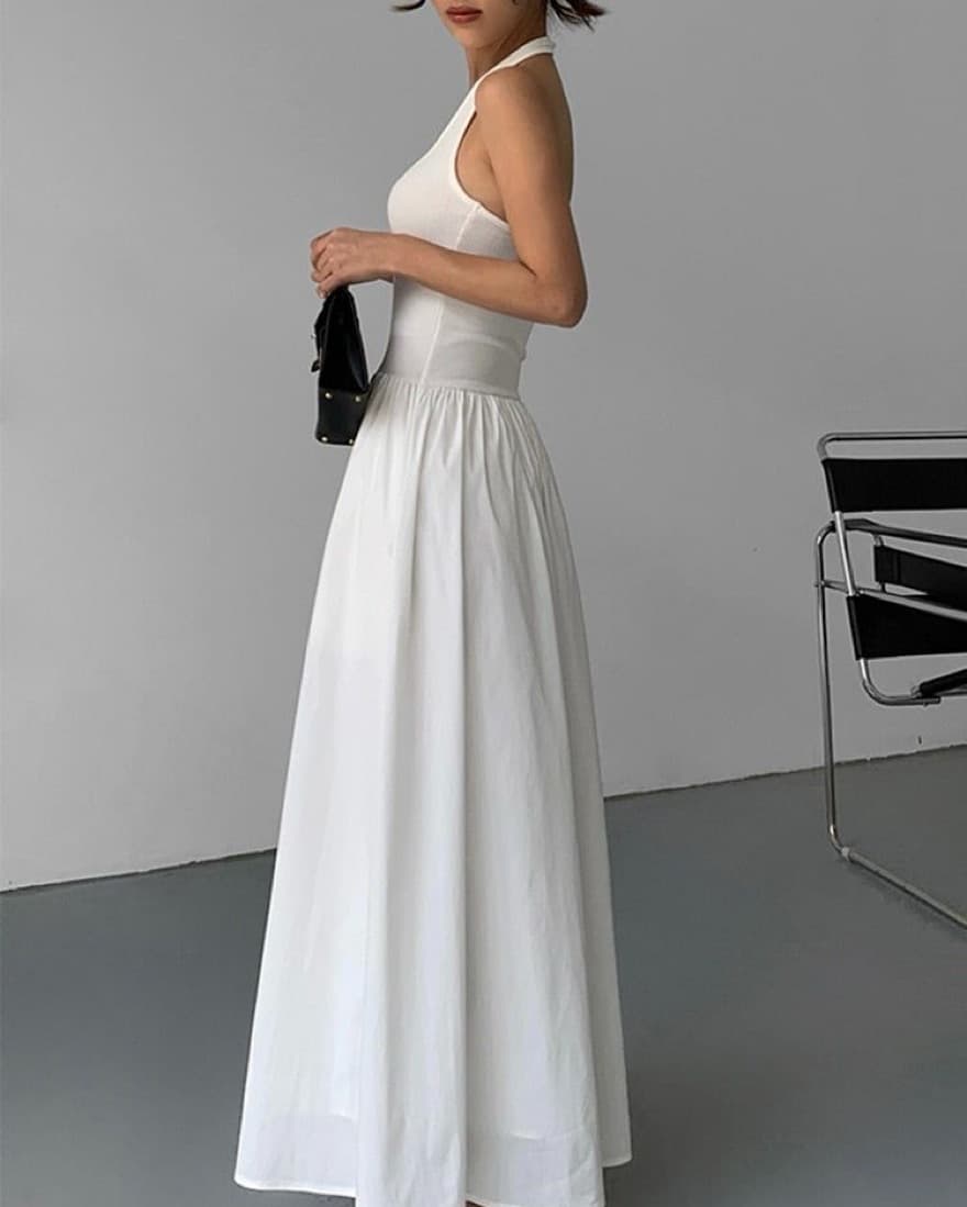 Flowing Sleeveless Dress - Image 6