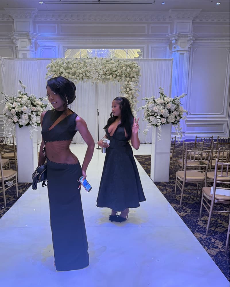 Stunning Glamorous Black Gown Either Or  - Image 5