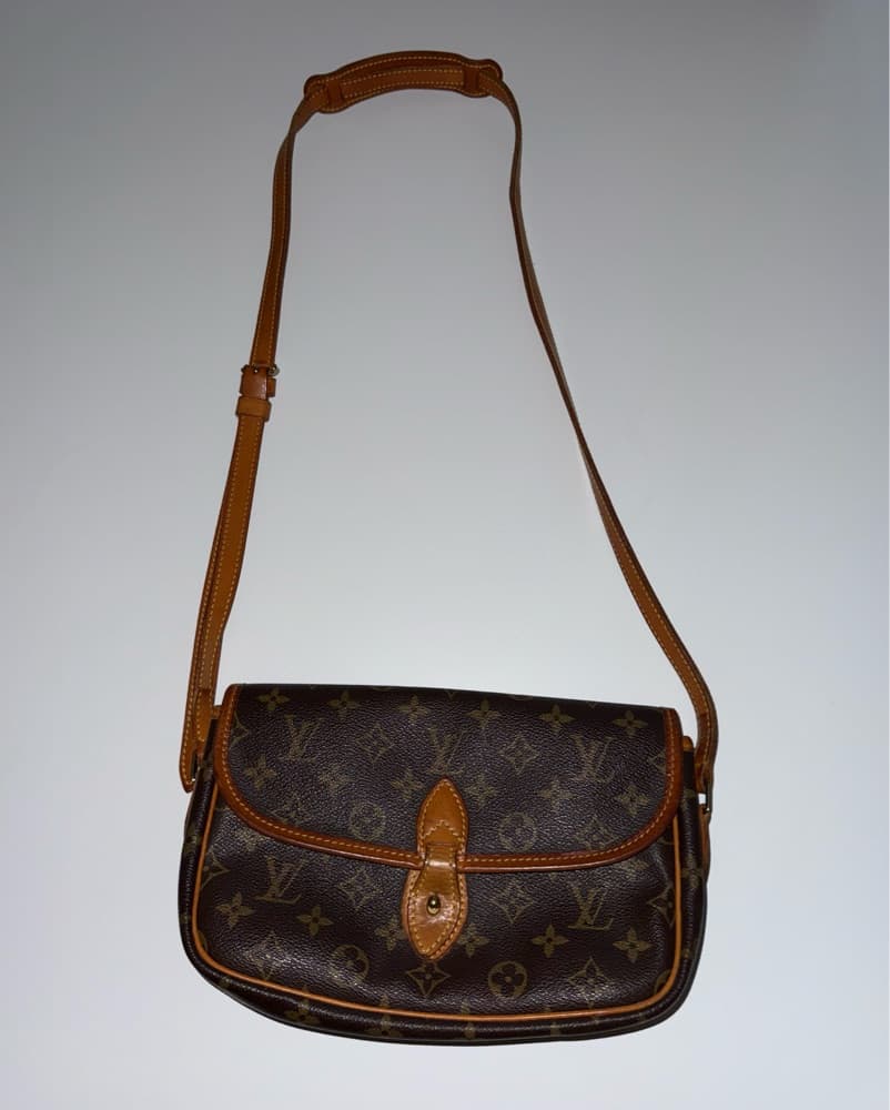 Louis Vuitton Gibeciere Bag - Image 1