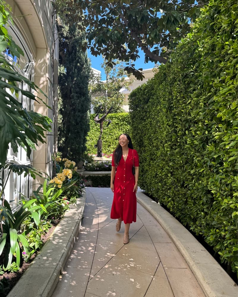 Corporate Baddie in Red - Image 3