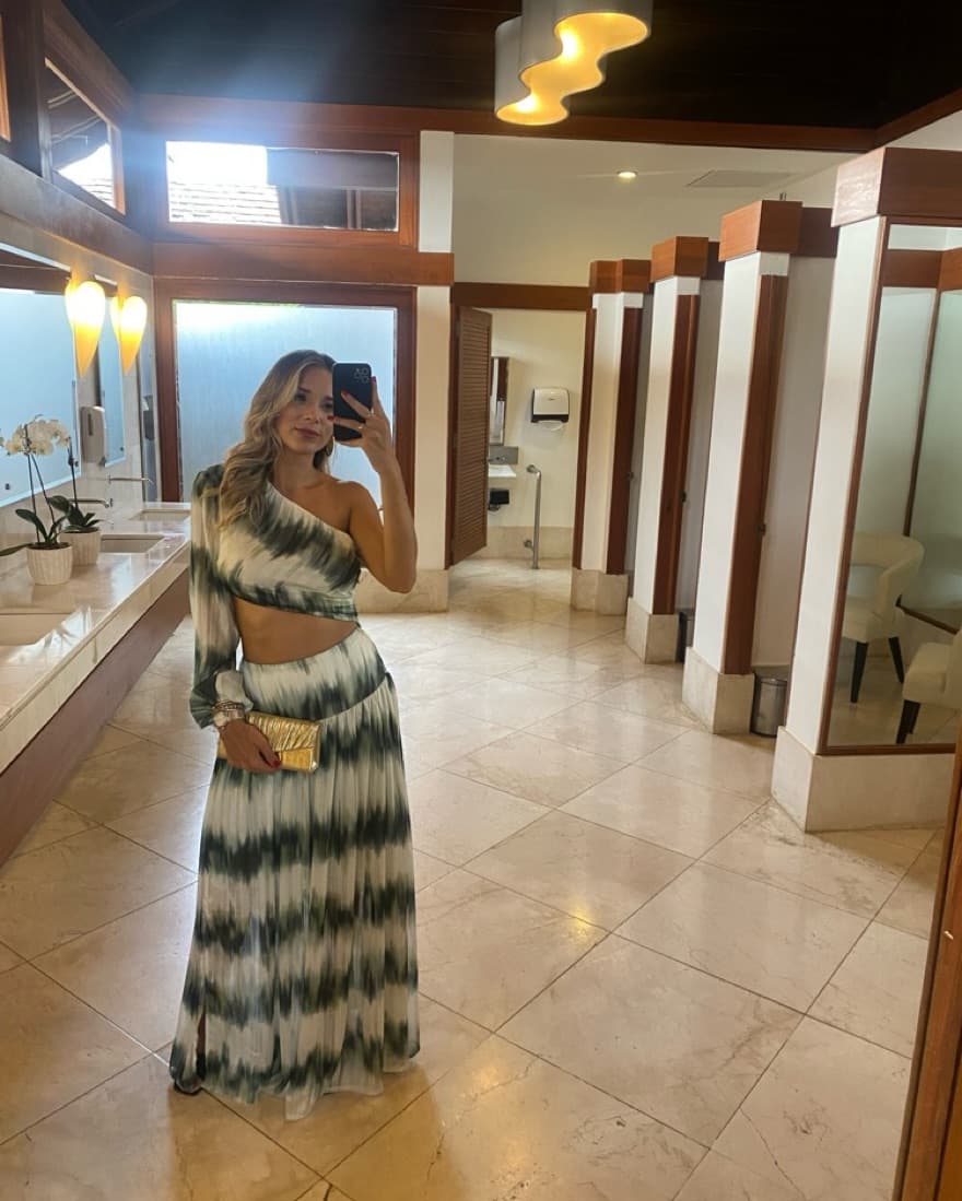 Chic Tie-Dye Maxi Dress - Image 2