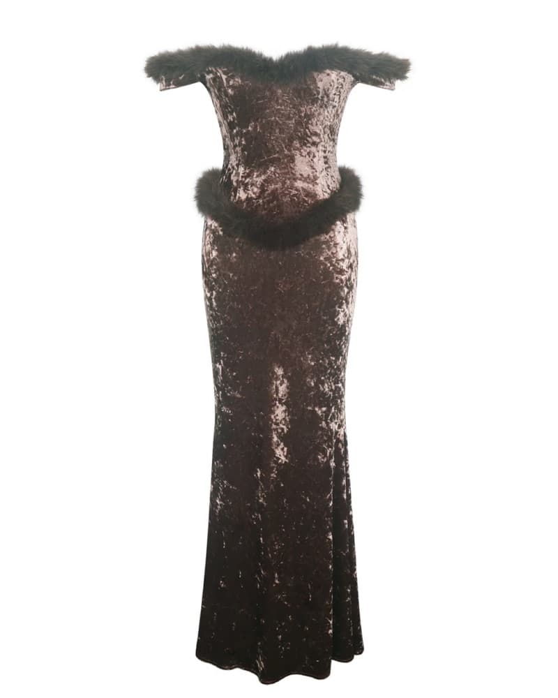 Miss Circle Tessa Sweetheart Velvet Maxi - Image 1