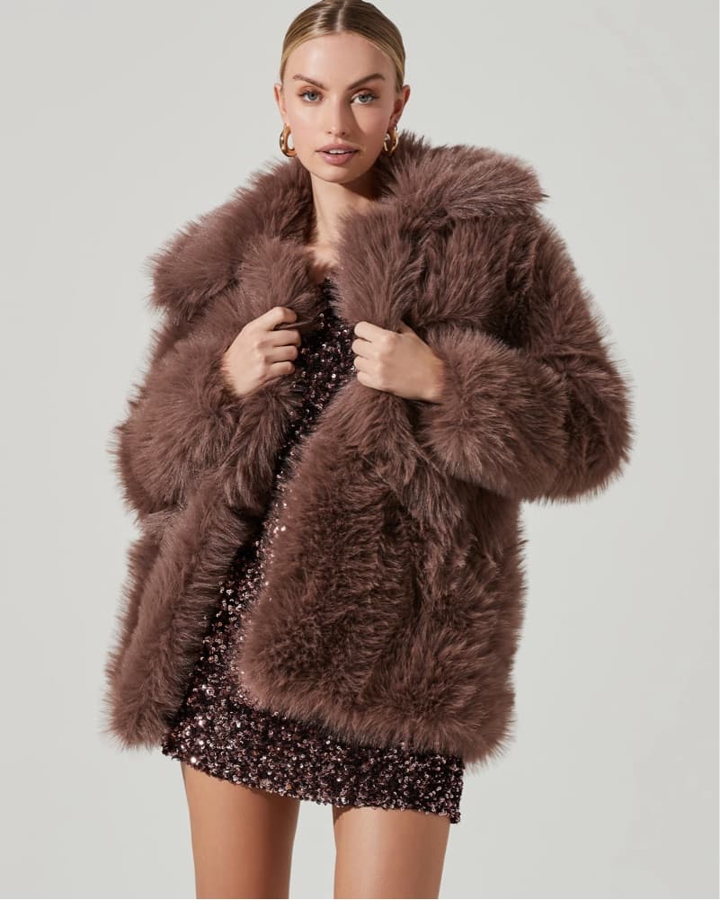 Brown fur coat - Image 2