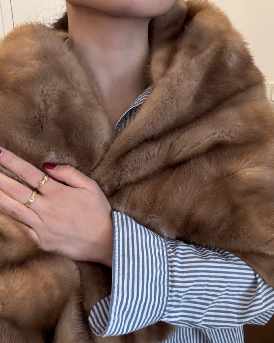 Fur Shawl - Image 4