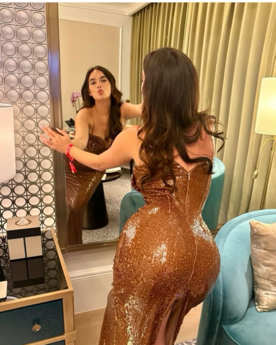 Stunning Sequin Maxi Rossete Dress - Image 3