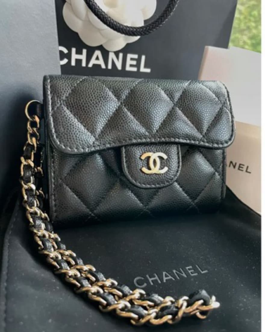 Chanel Black Mini Wallet On Chain  - Image 4