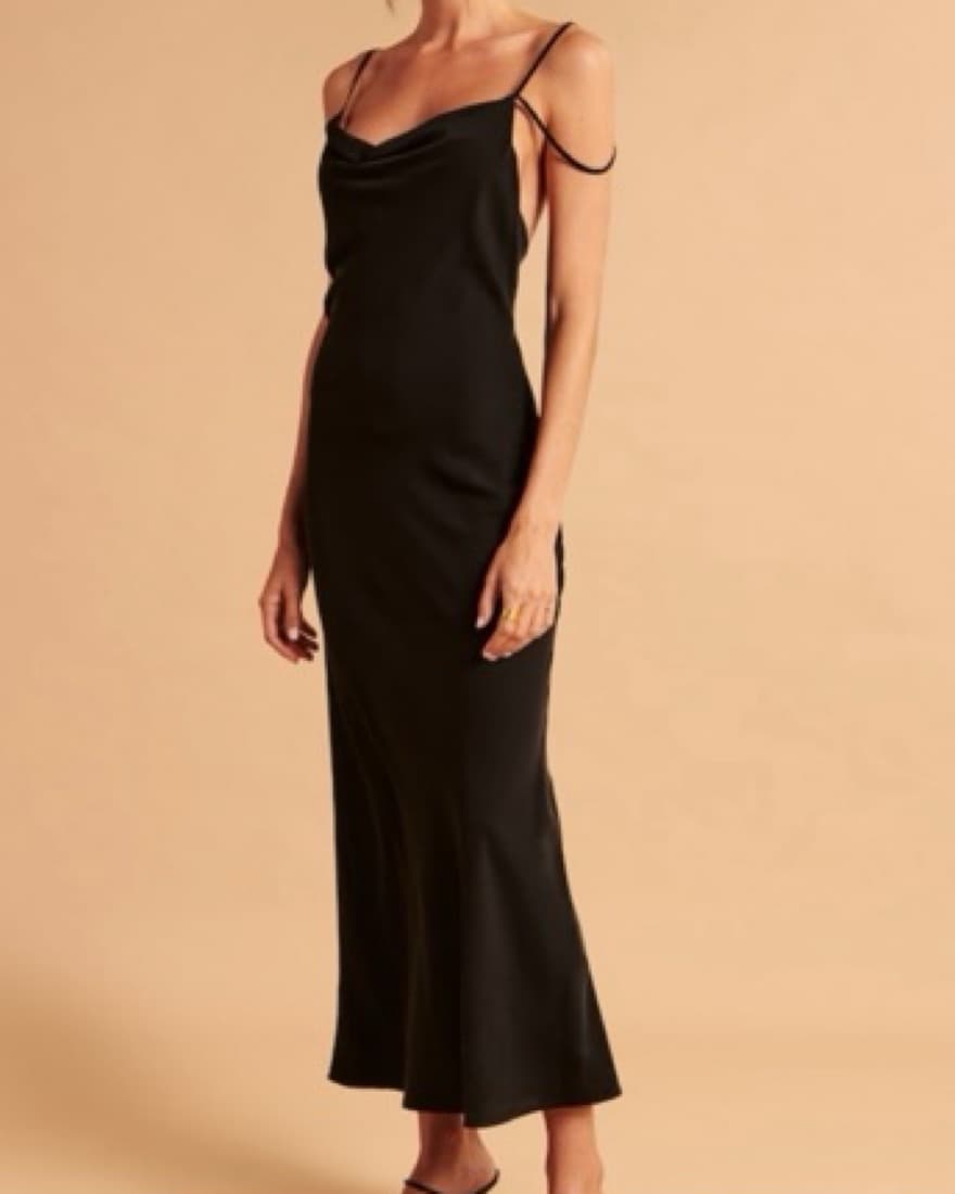 Elegant Black Maxi Dress - Abercrombie - Image 1