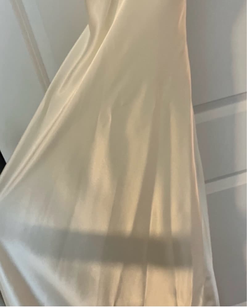 Niki Bridal Dress Or Prom Dress - Image 5