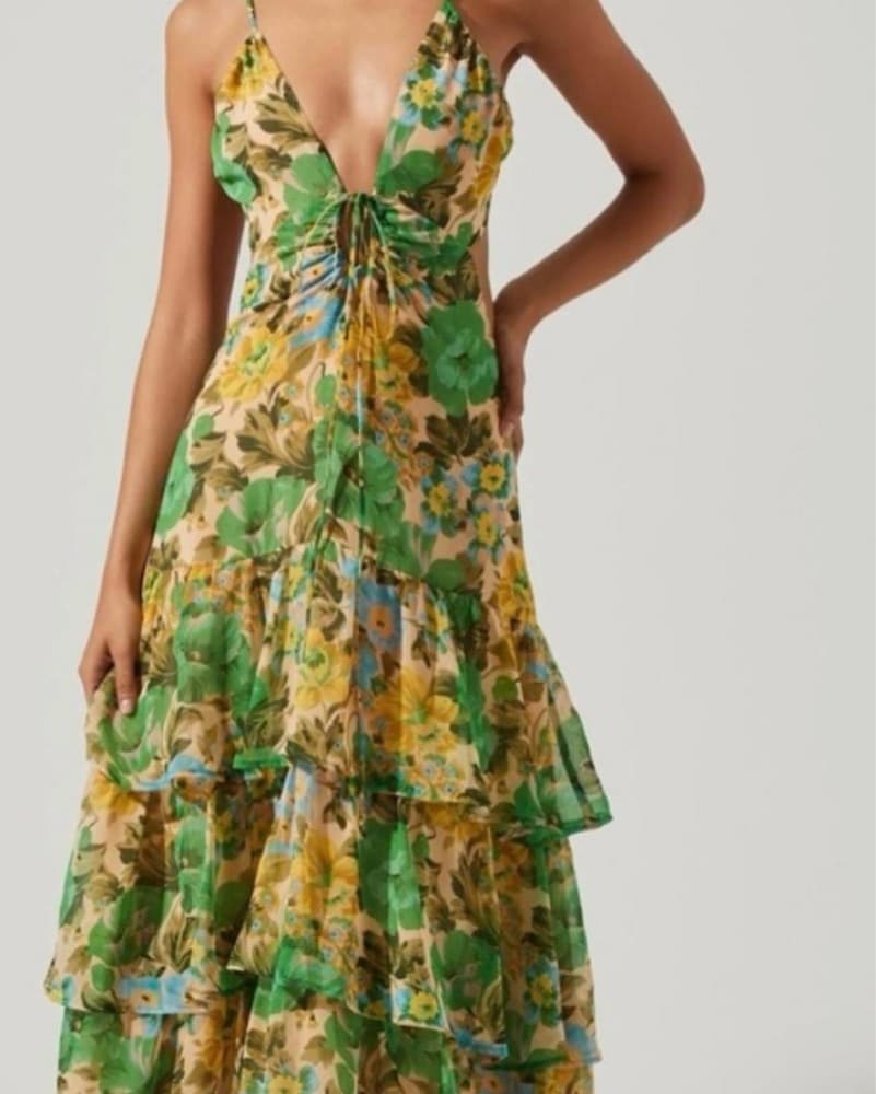Astr Aneira green floral dress - Image 1