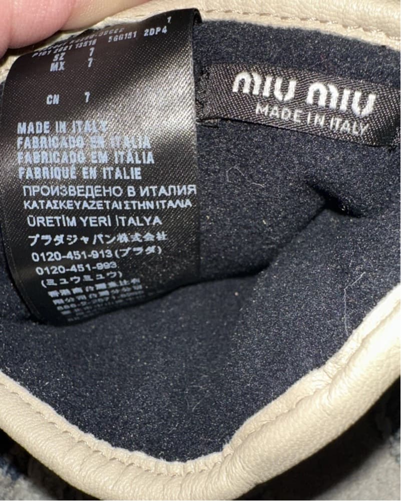 Miu Miu Star Ski Gloves - Image 3