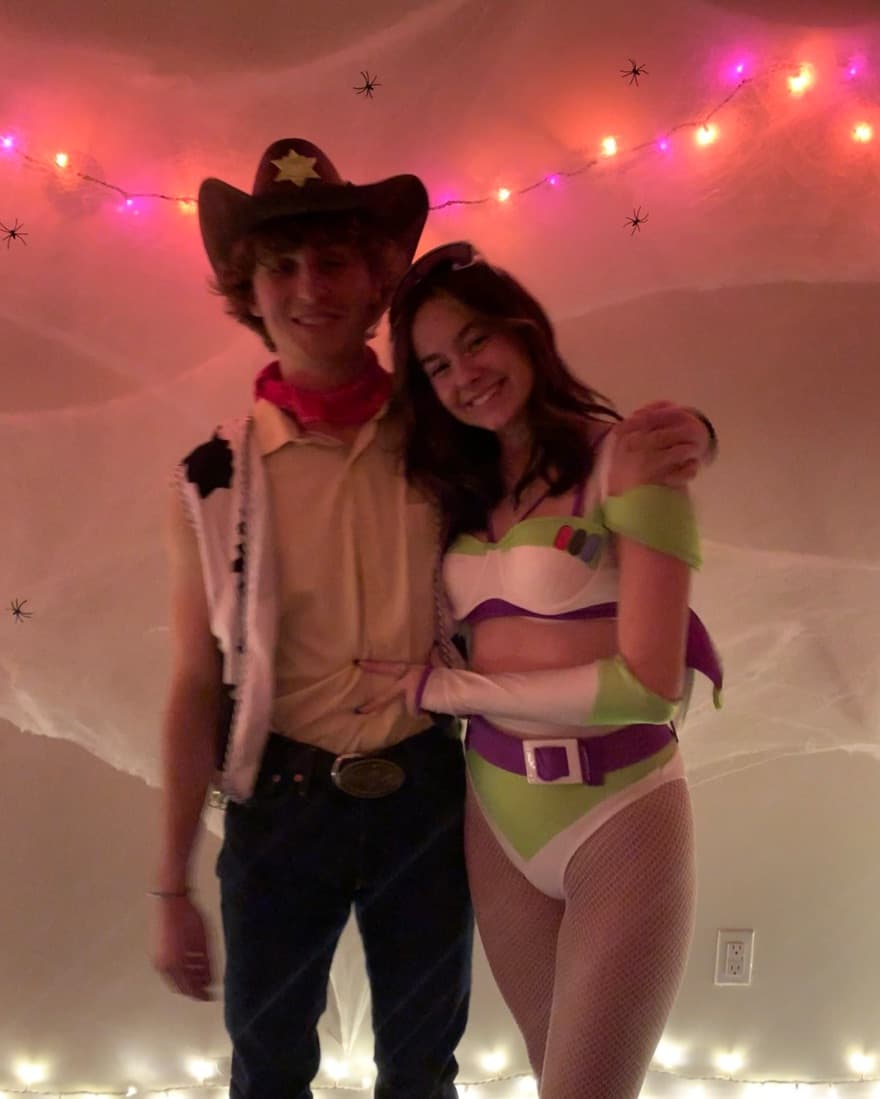 Women’s Buzz Lightyear Costume - Image 2