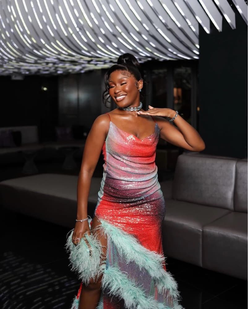 Glamorous Sequin and Feather Dress - Image 3