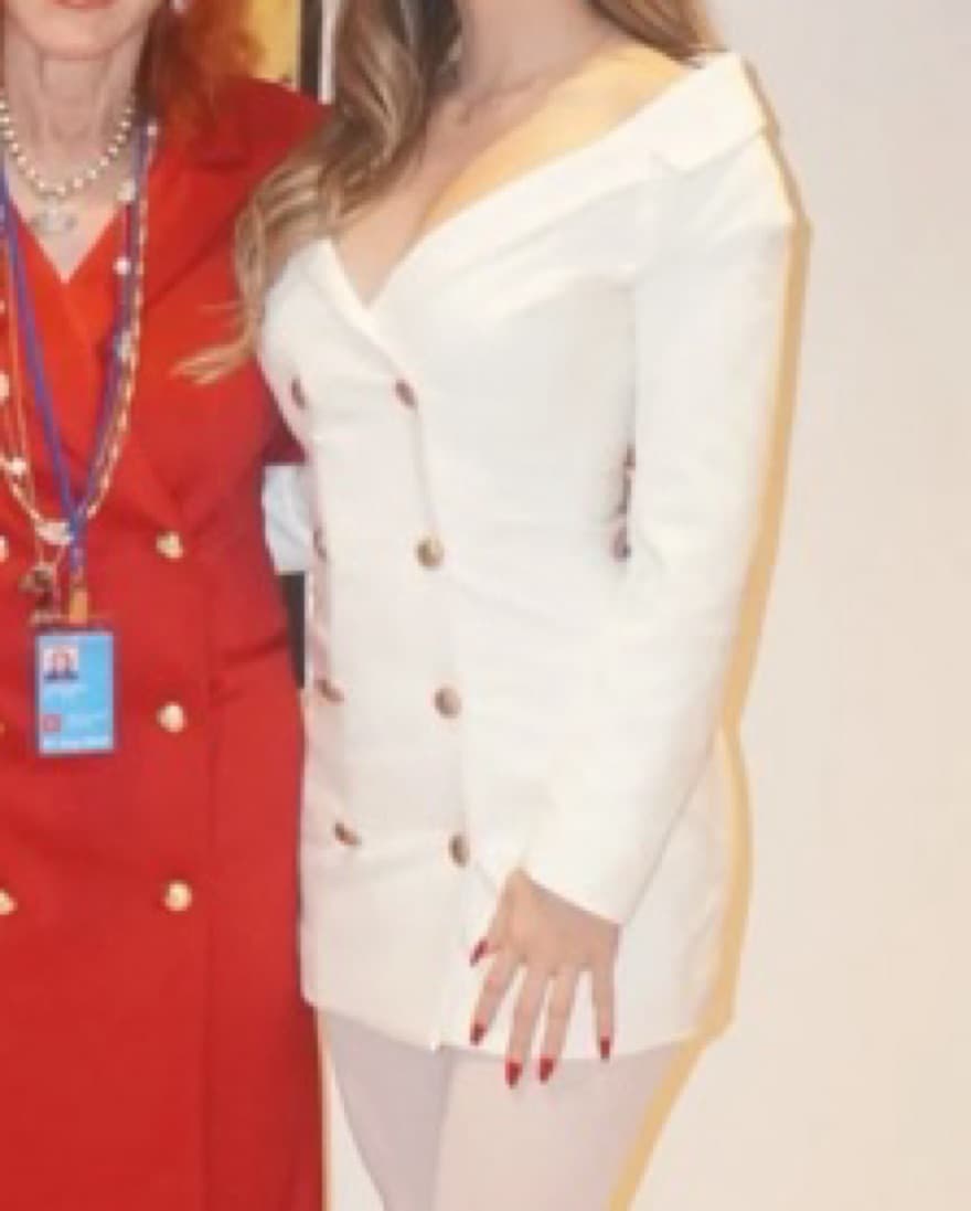 Chic White Blazer Dress - Image 3