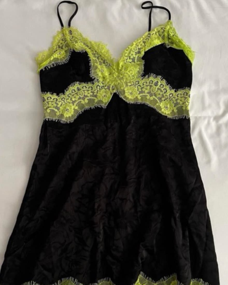 Alice and Olivia Green and Black dress - Image 2
