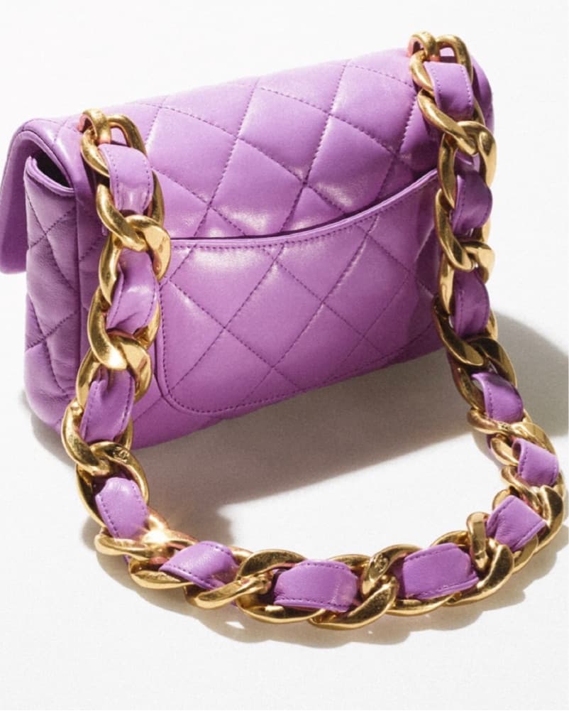 Chanel Oversized Chain Bag - Image 4