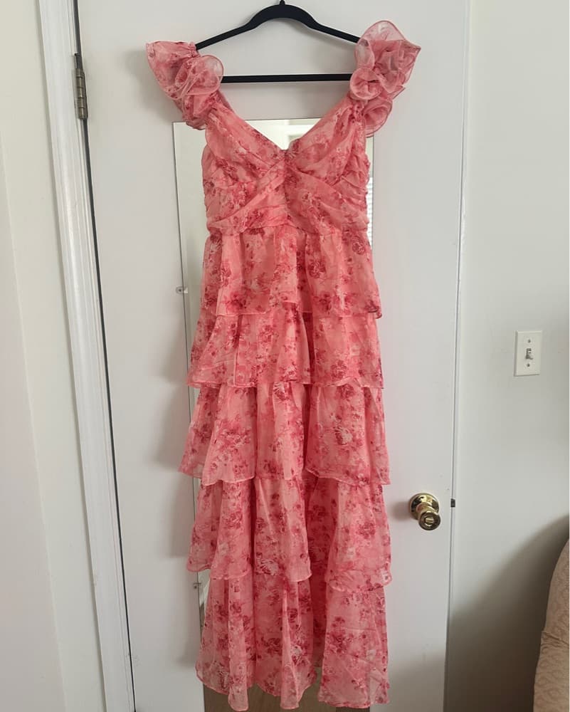 Pink Floral Tiered Midi Dress - Image 4