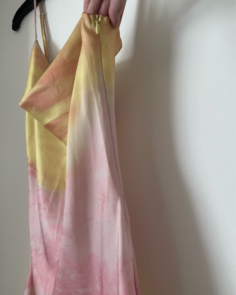 Vibrant Tie-Dye Dress - Image 4