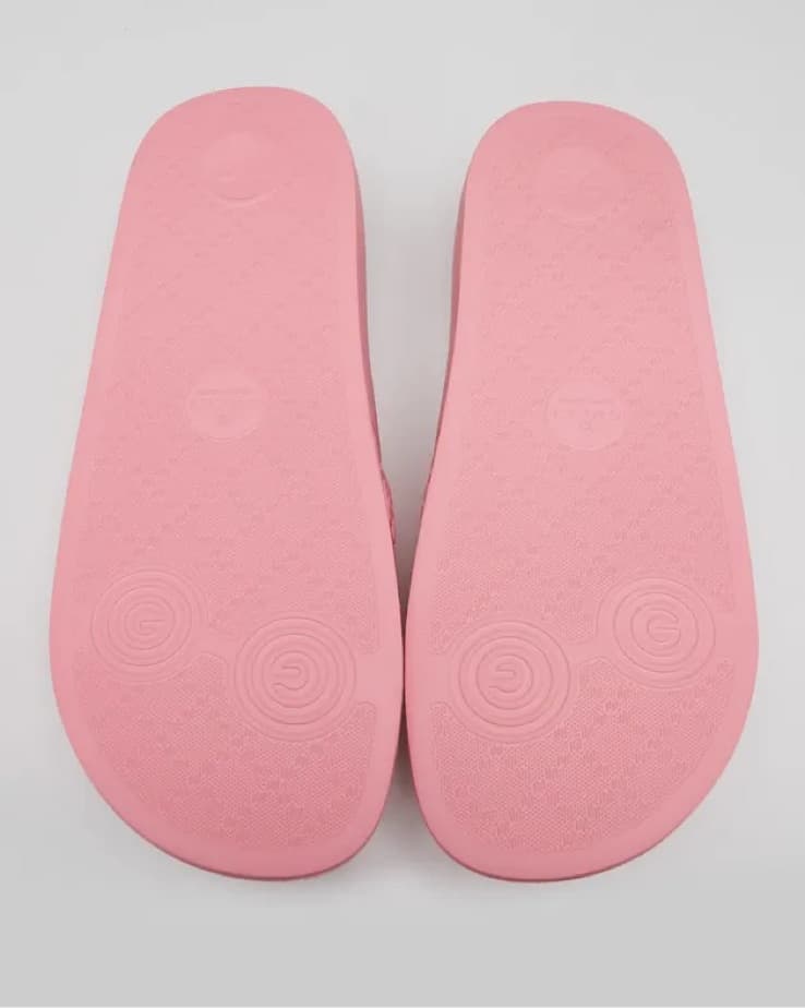 Gucci Pink Sandals - Image 2