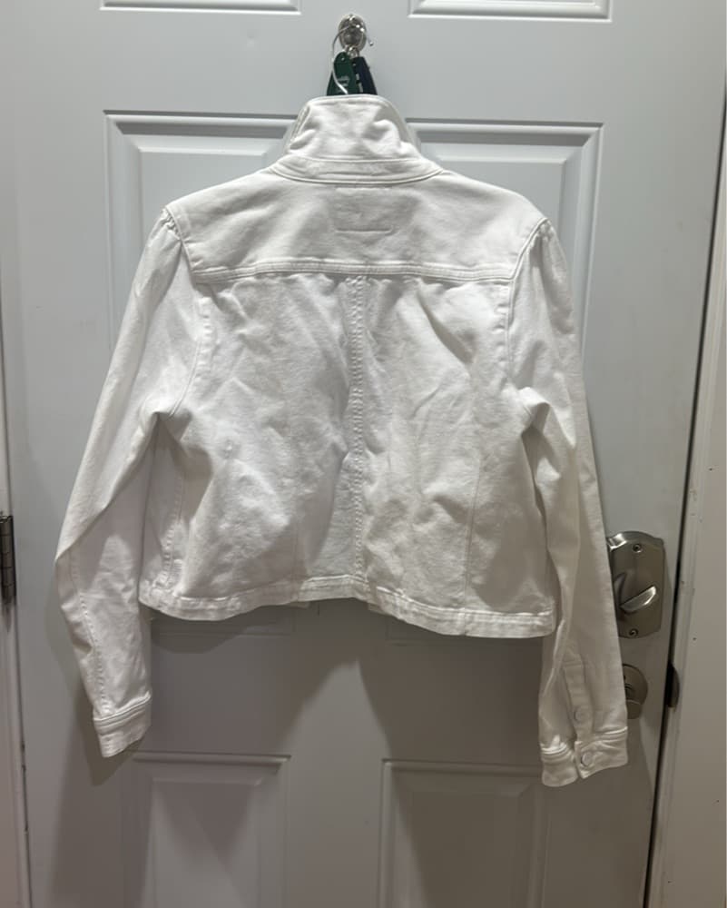PAIGE Cropped Pacey Denim Jacket - Image 5