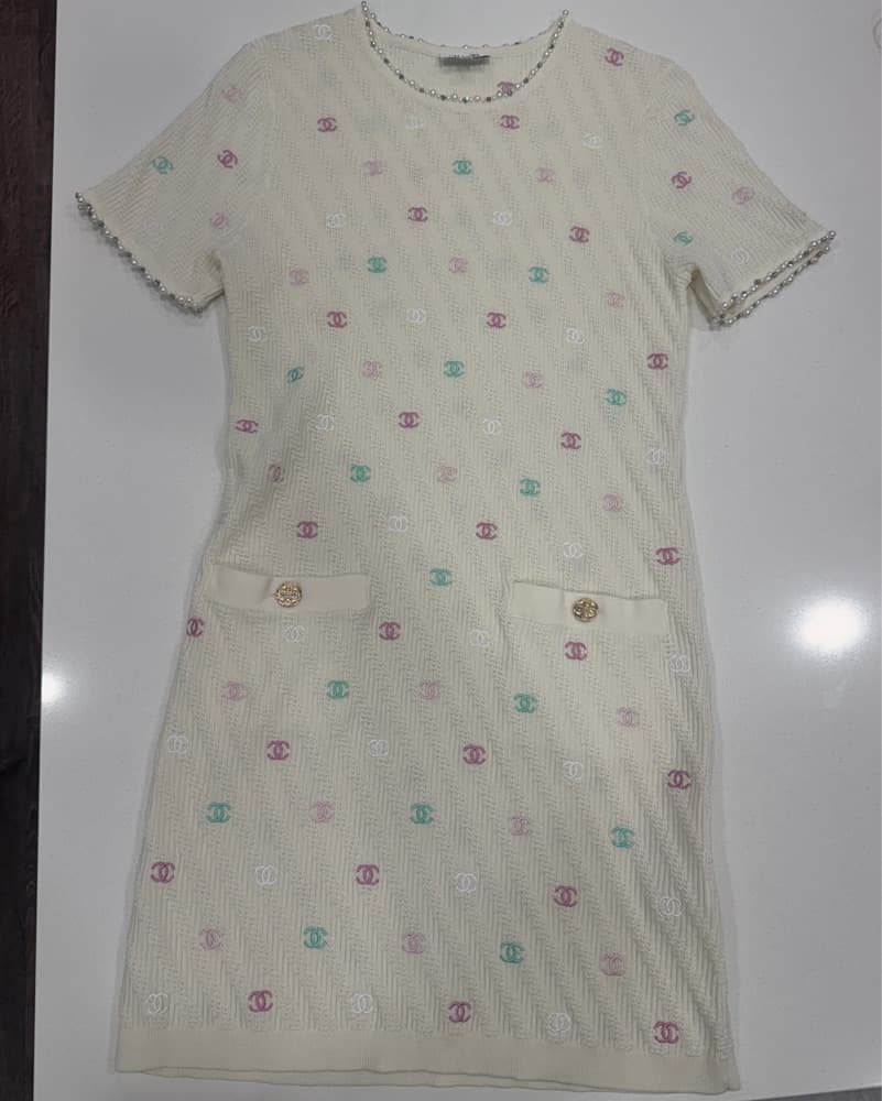 Chanel SS23 multicolor Logo Dress - Image 3
