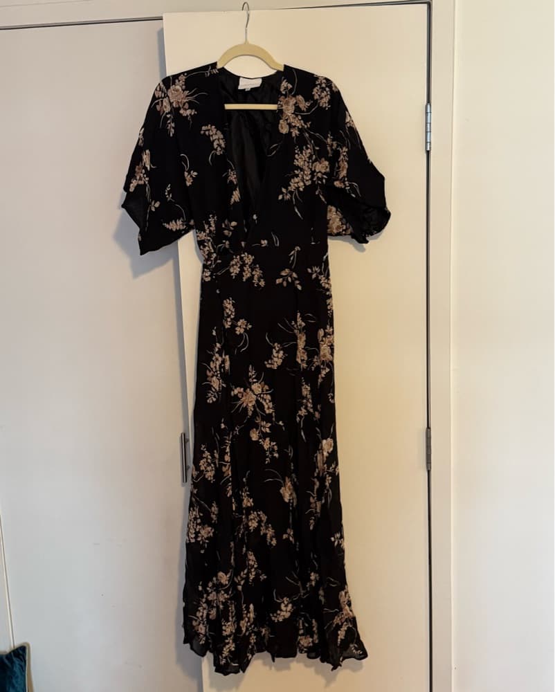 Reformation Winslow Kimono Dress - Image 1