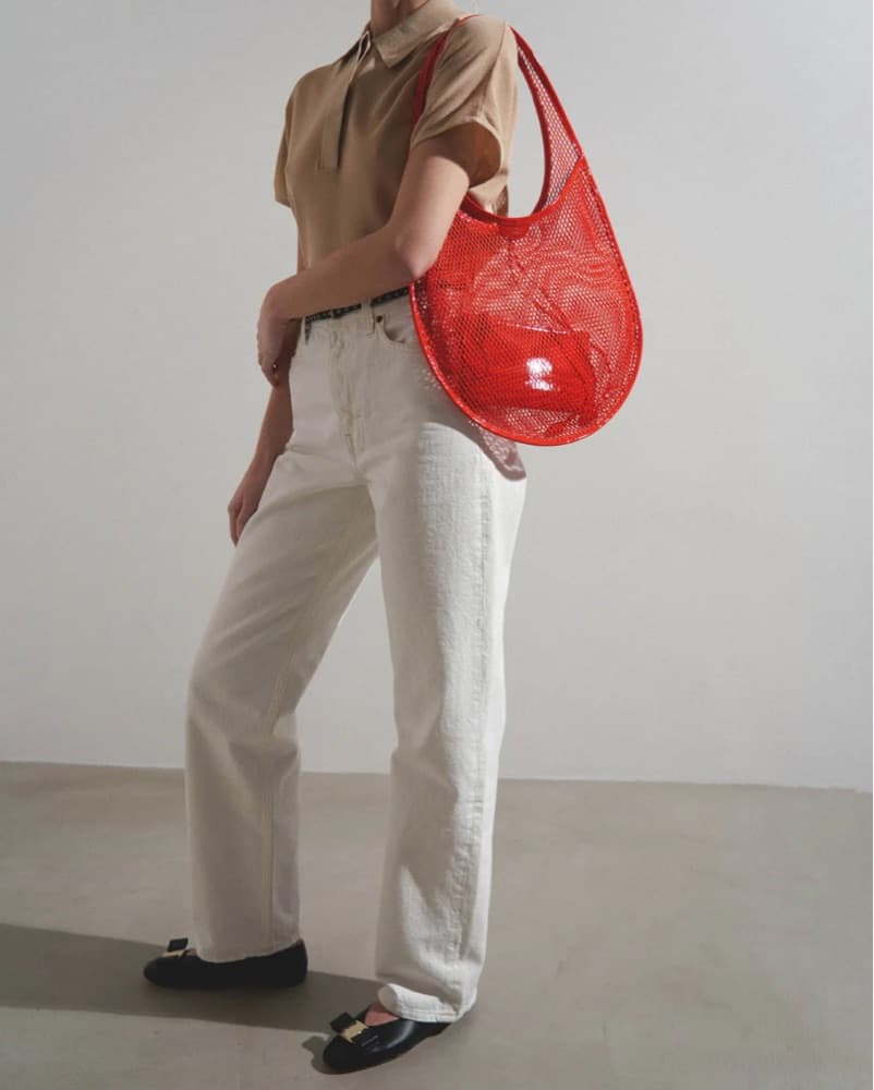 Alaia Medium Red Mesh Hobo Bag - Image 2