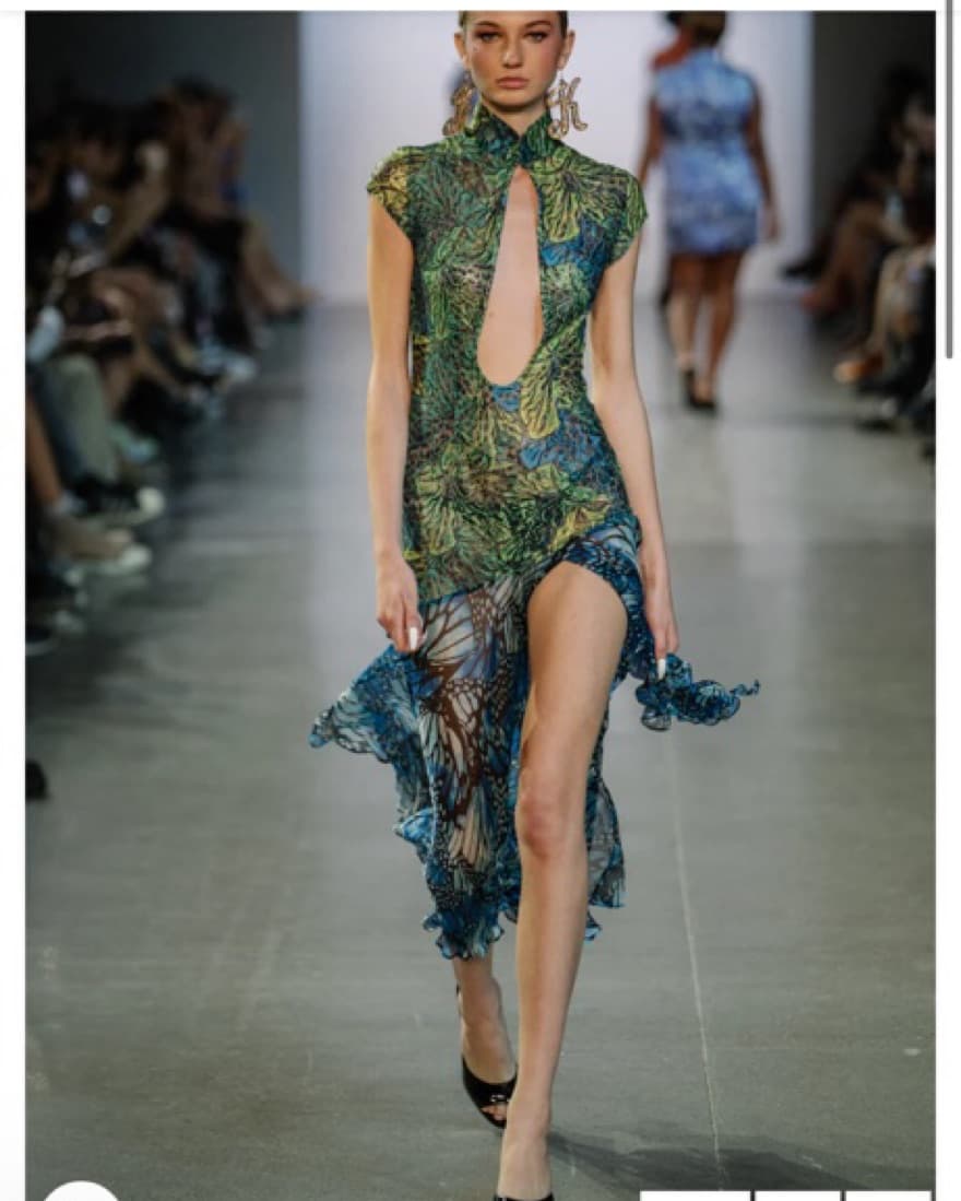 Kim Shui LACE QI PAO DEEP V NECK DRESS - Image 3