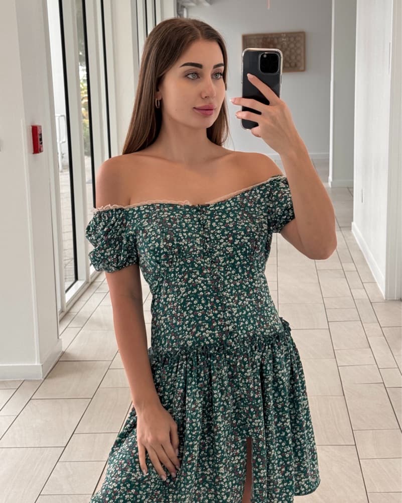 Green Dress - Image 1