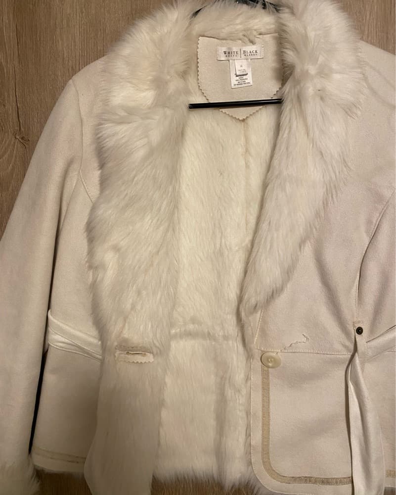 Vintage Faux Fur Trimmed Cream Jacket - Image 3
