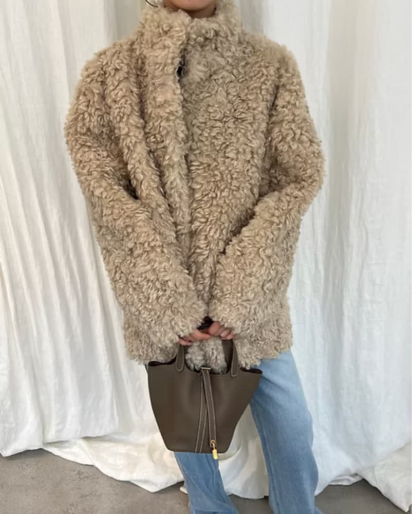 Le Apt Shearling Faux Fur Coat Beige - Image 4