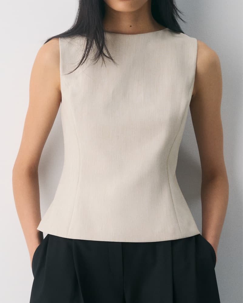 Aritizia Babaton Enigma Top - Image 1