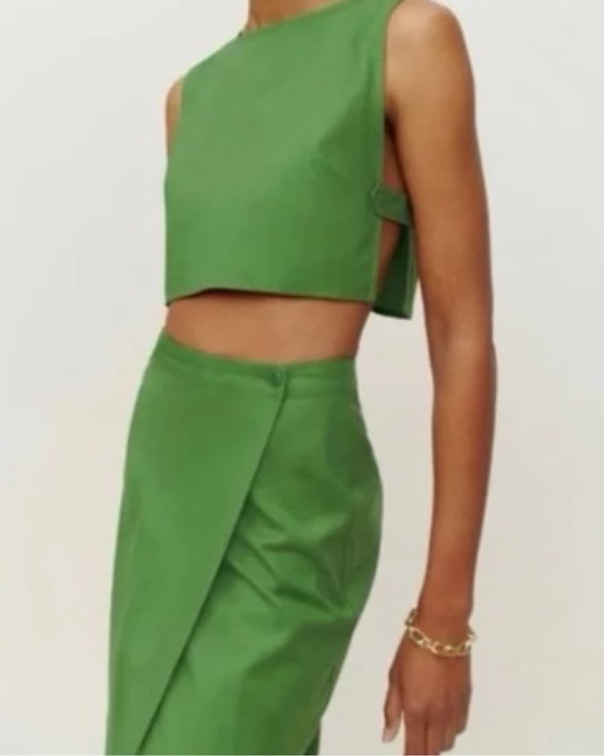 Green Linen Formal Reformation Set - Image 2
