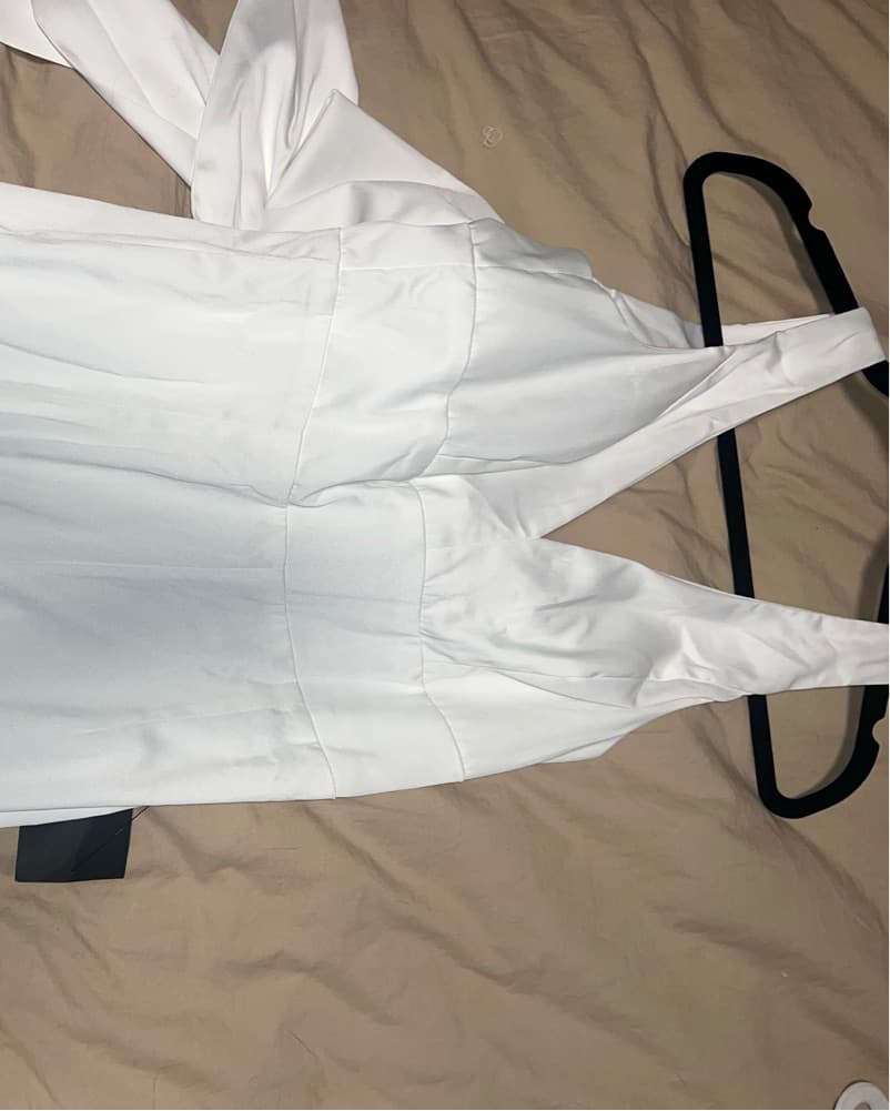 Elegant White Jumper - Image 3