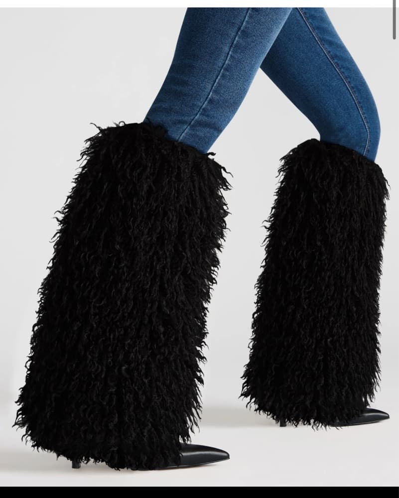 Icon Fur Black Boots  - Image 3