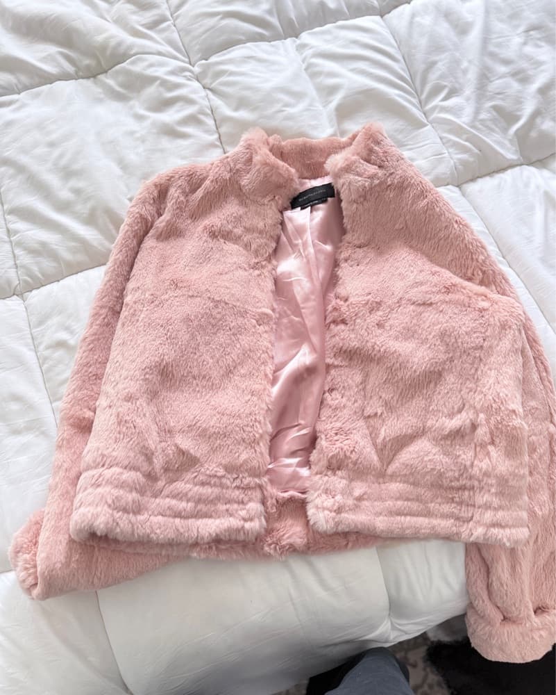 Vintage Pink Fur Coat BCBG  - Image 4