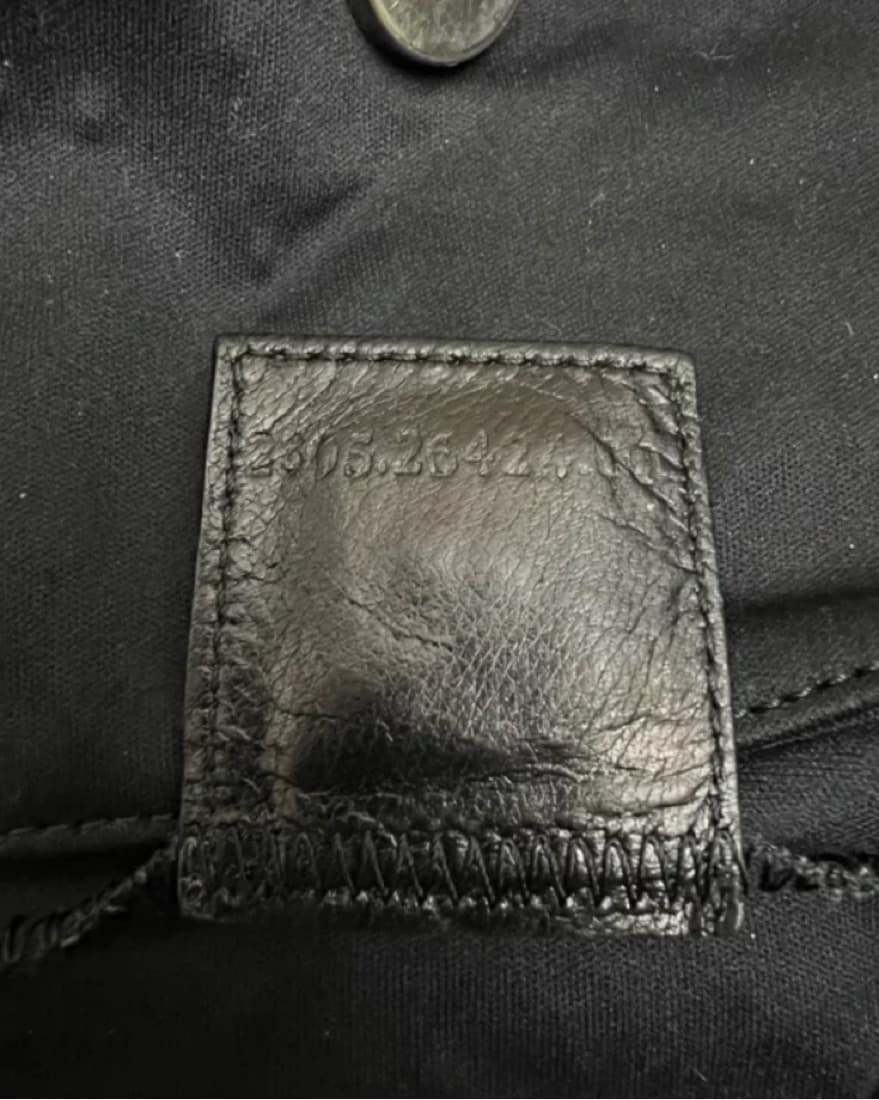 Fendi Baguette Black - Image 2