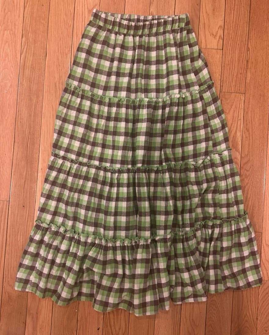 UO Plaid Tiered Maxi Skirt - Image 2