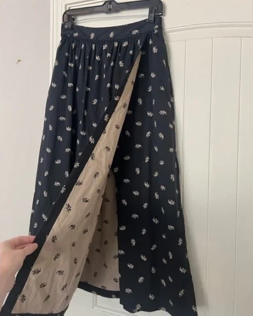 Hillhouse Krista Skirt- Khaki Autumn  - Image 3