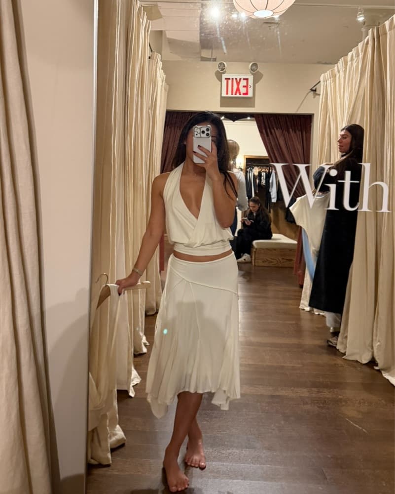 With Jean Sharni White Set - Image 6