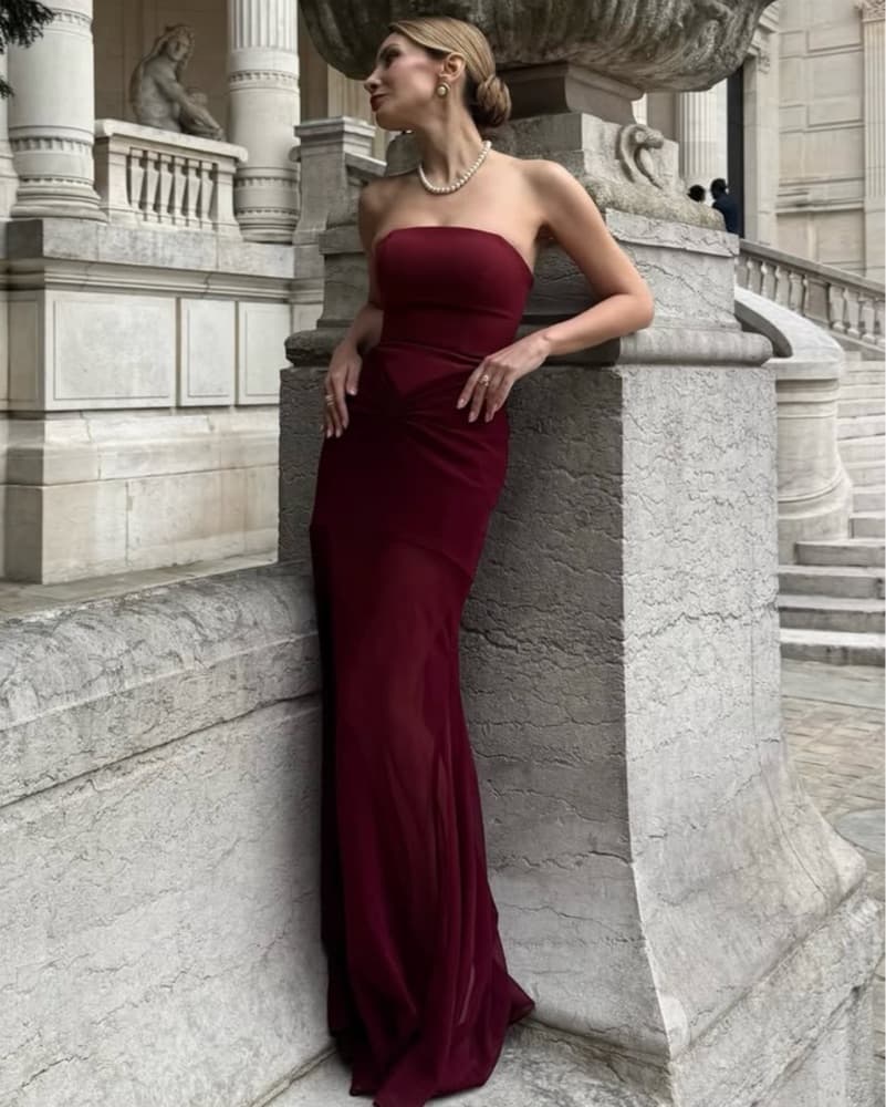Stunning Crimson Strapless Gown - Image 4