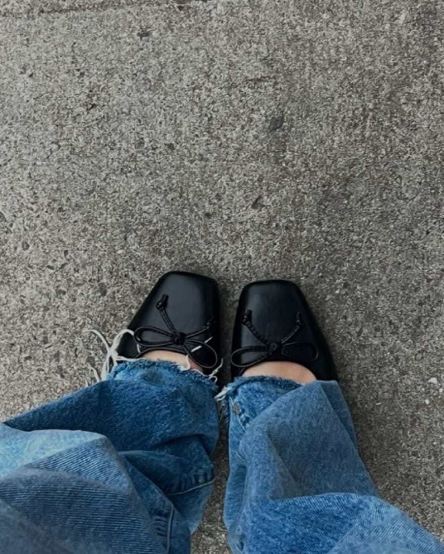 Black Square Toe Ballet Flats - Image 2