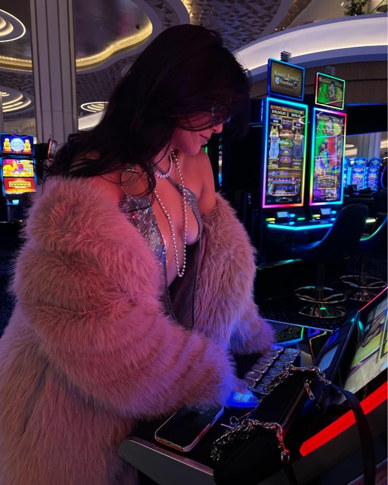 Topshop Pink faux fur long coat - Image 4