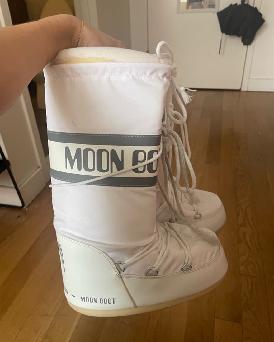 Moon Boots - Image 3